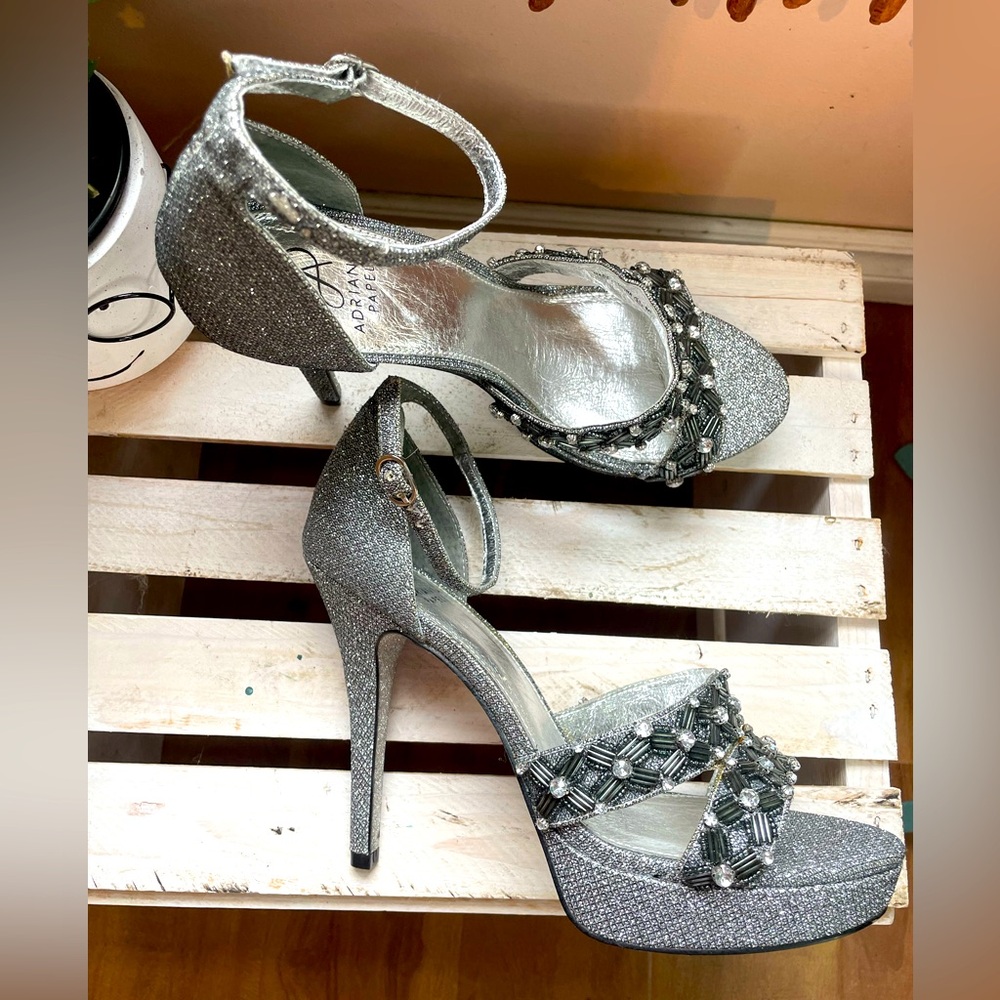 Adrianna Papell Silver Platform Heels with Rhinestone Embellishments